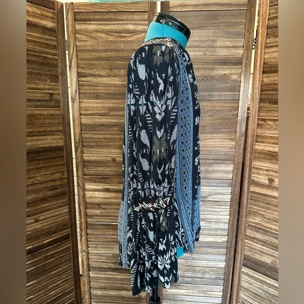 Lucky Brand Boho Witchy Embroidered Top - Picture 6 of 14